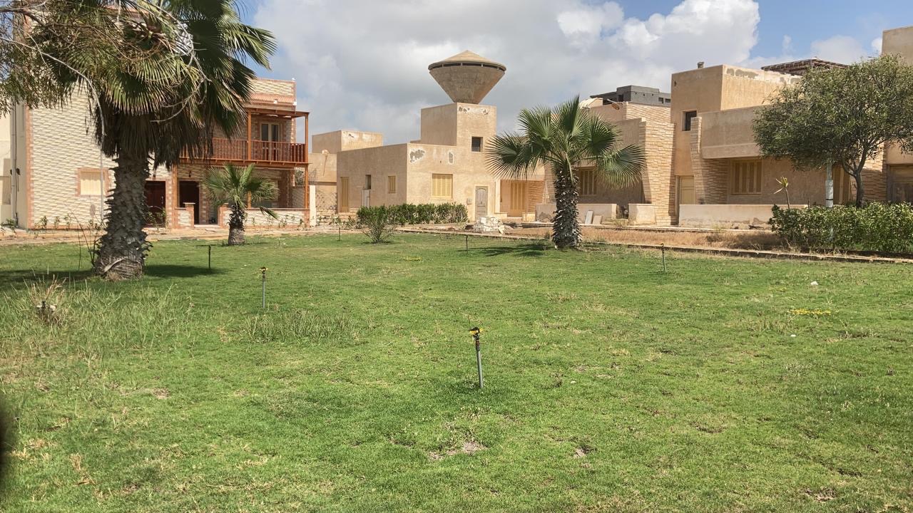 قرية التجاريين الساحل الشمالي  الكيلو 63