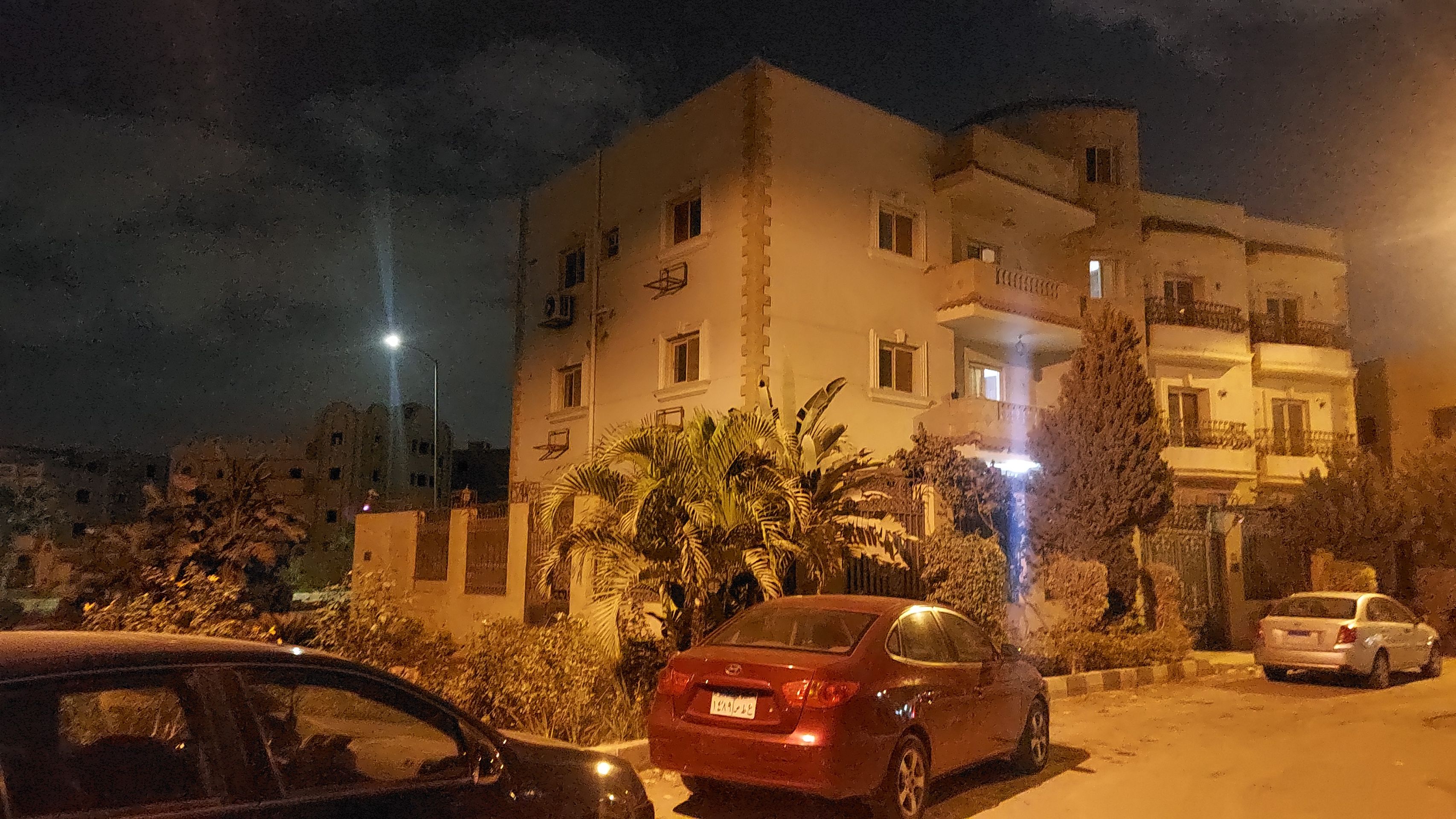 ١٧٩ ارض الدفاع الوطني ب خلف مول سكوير وان فيلا ناصيه