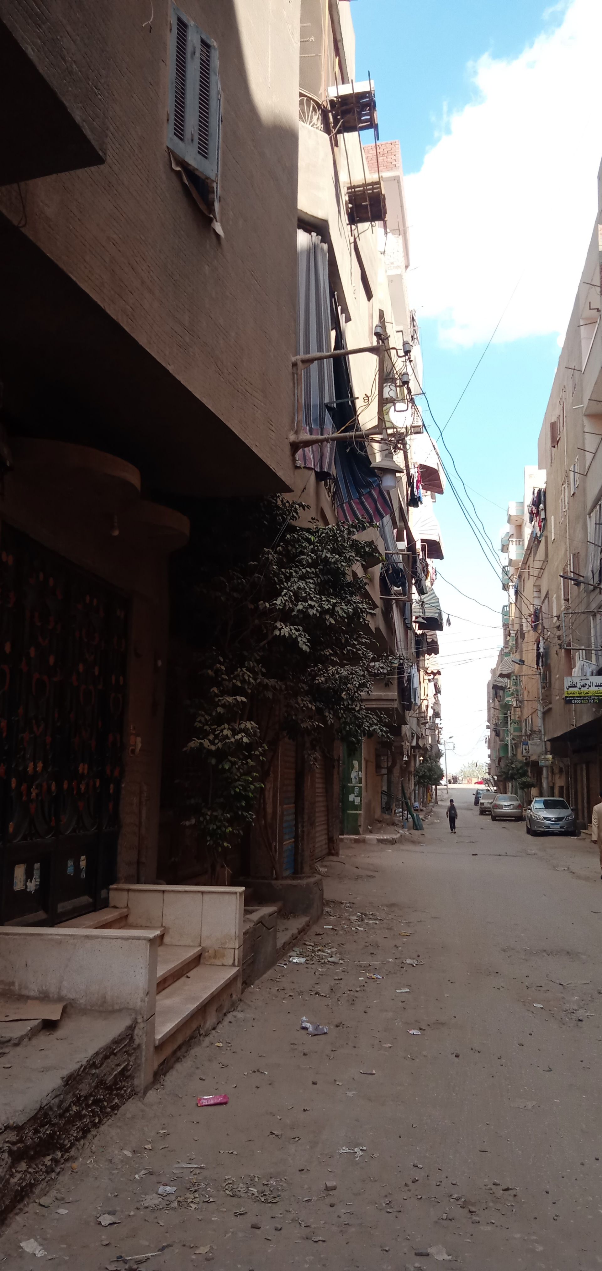 عقار ٣ ادوار ناصيه اعمده وحصريه يشيل اكتر من ١٠ ادوارمساحة٢١١متر