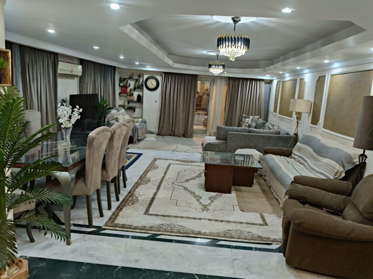 دوبلكس للبيع فى زهراء المعادى الشطر 13دور11و12
