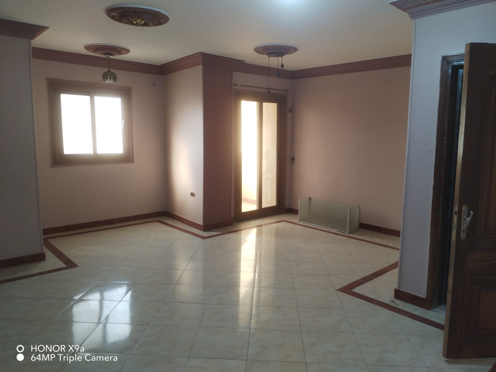 شقة سكنية للإيجار  من المالك مباشرة.....