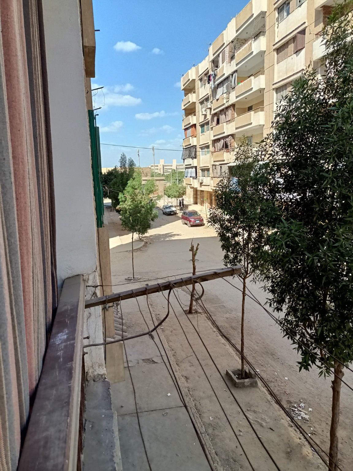 عمارات الشمس عين حلوان الدور الثاني مساحة 70 متر بجوار مطافي عين حلوان