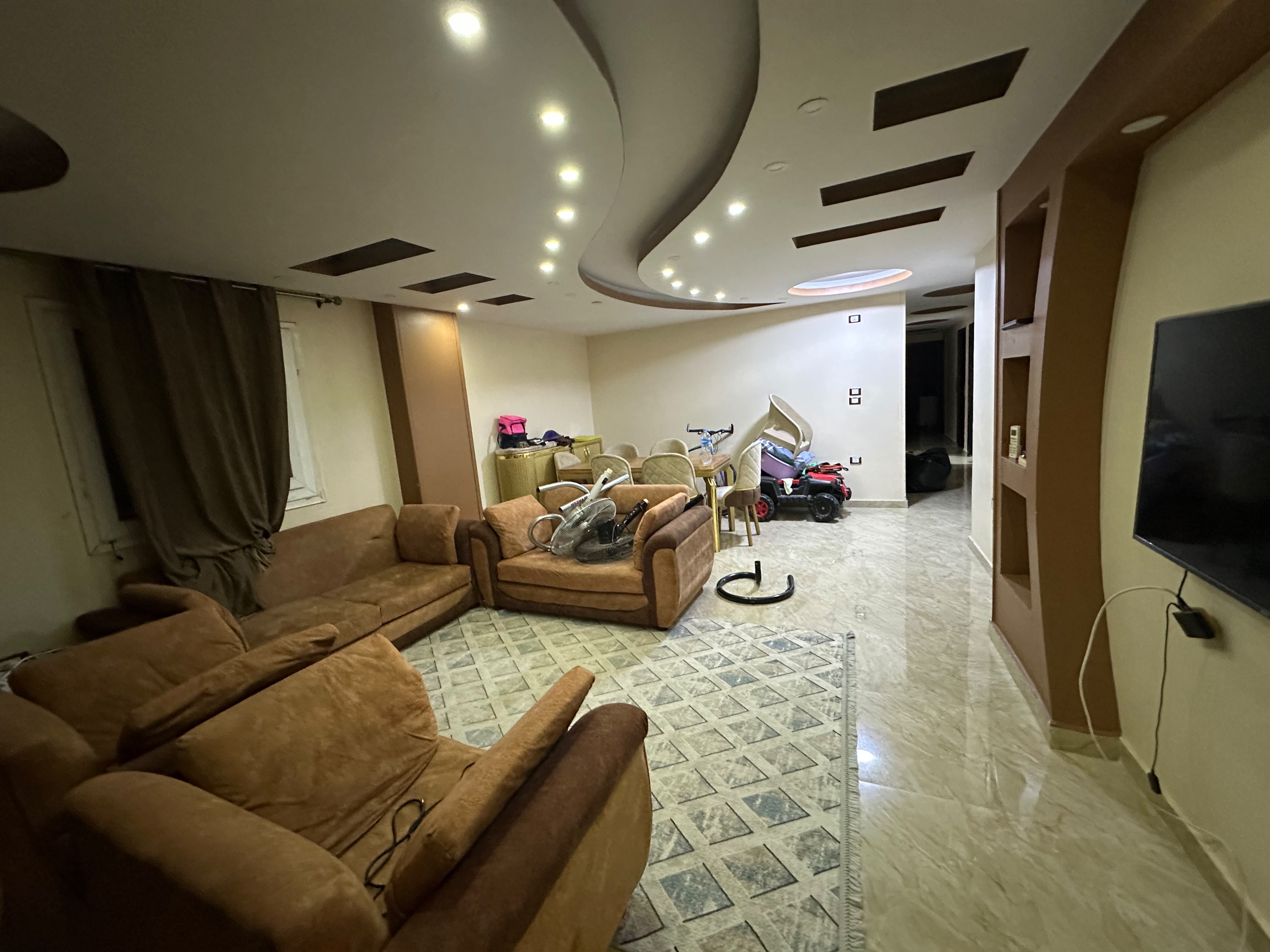 العبور الحي التاسع شارع قطر ندى متفرع من شارع الجامعة