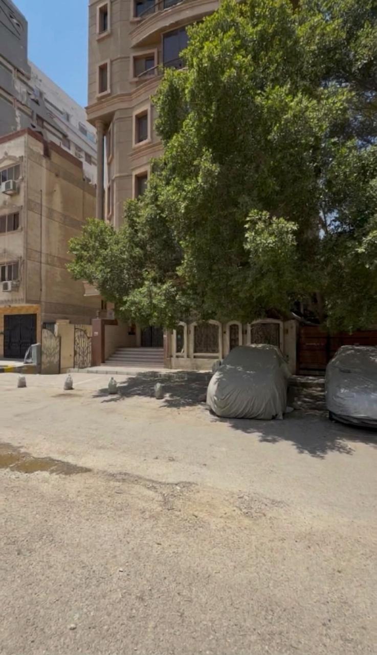 شقة للبيع بالمعادى الجديدة تشطيب  سوبر لوكس