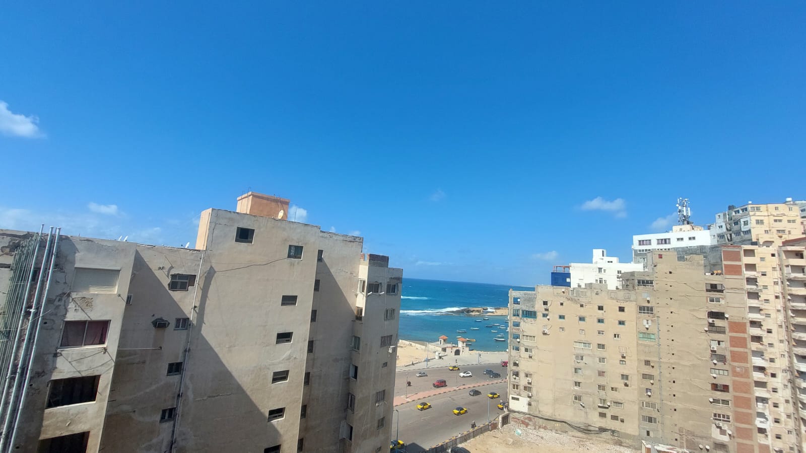 شقة للبيع في الإسكندرية ببئر مسعود في ميامي